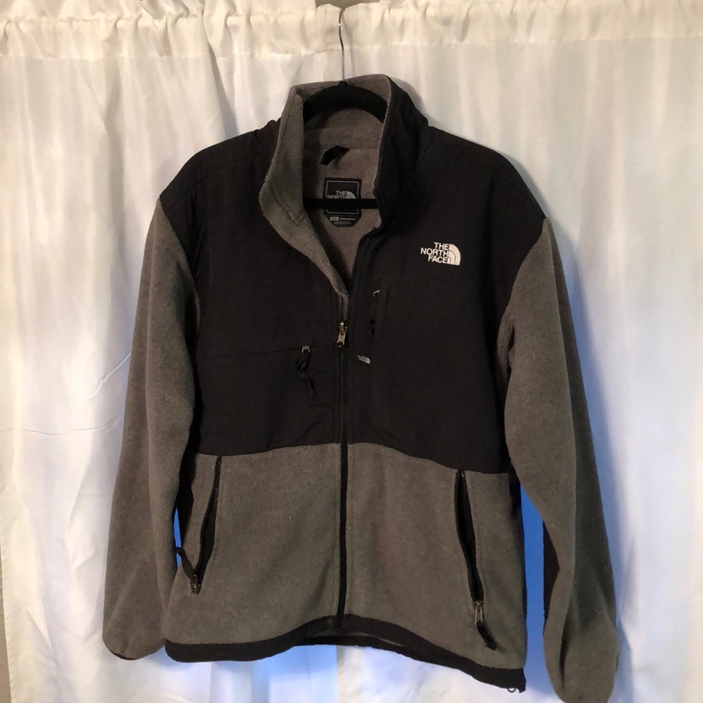 MENS NORTH FACE JACKET